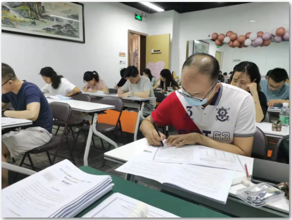 雄松華章摸底考放大招！個性化考研上岸方案一步到位~